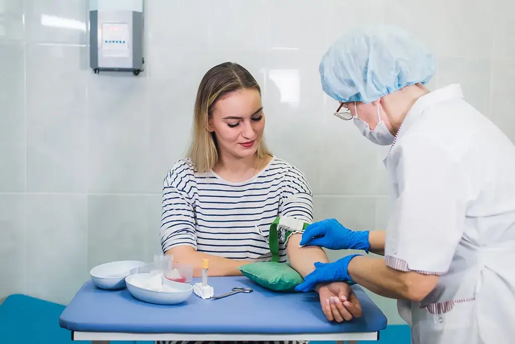 Zdjęcie W kt&oacute;rym dniu cyklu badać progesteron, aby uzyskać wiarygodne wyniki?